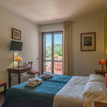 Hotel Le Rocce Magione Extérieur photo