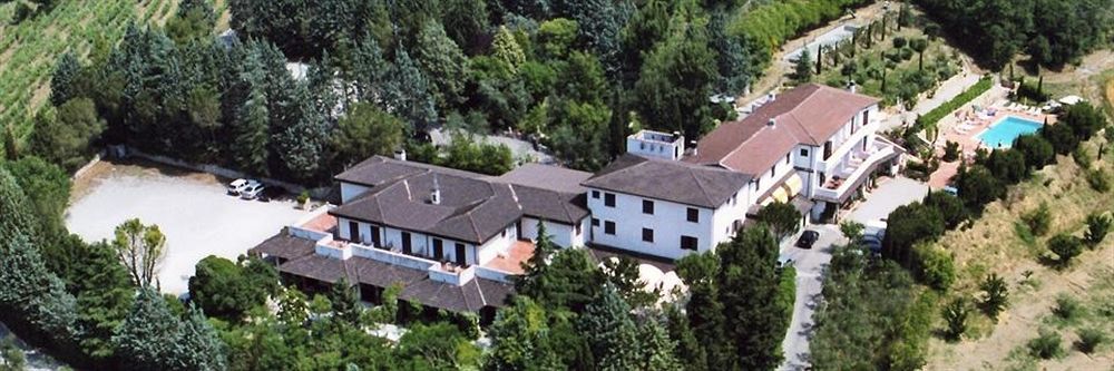 Hotel Le Rocce Magione Extérieur photo