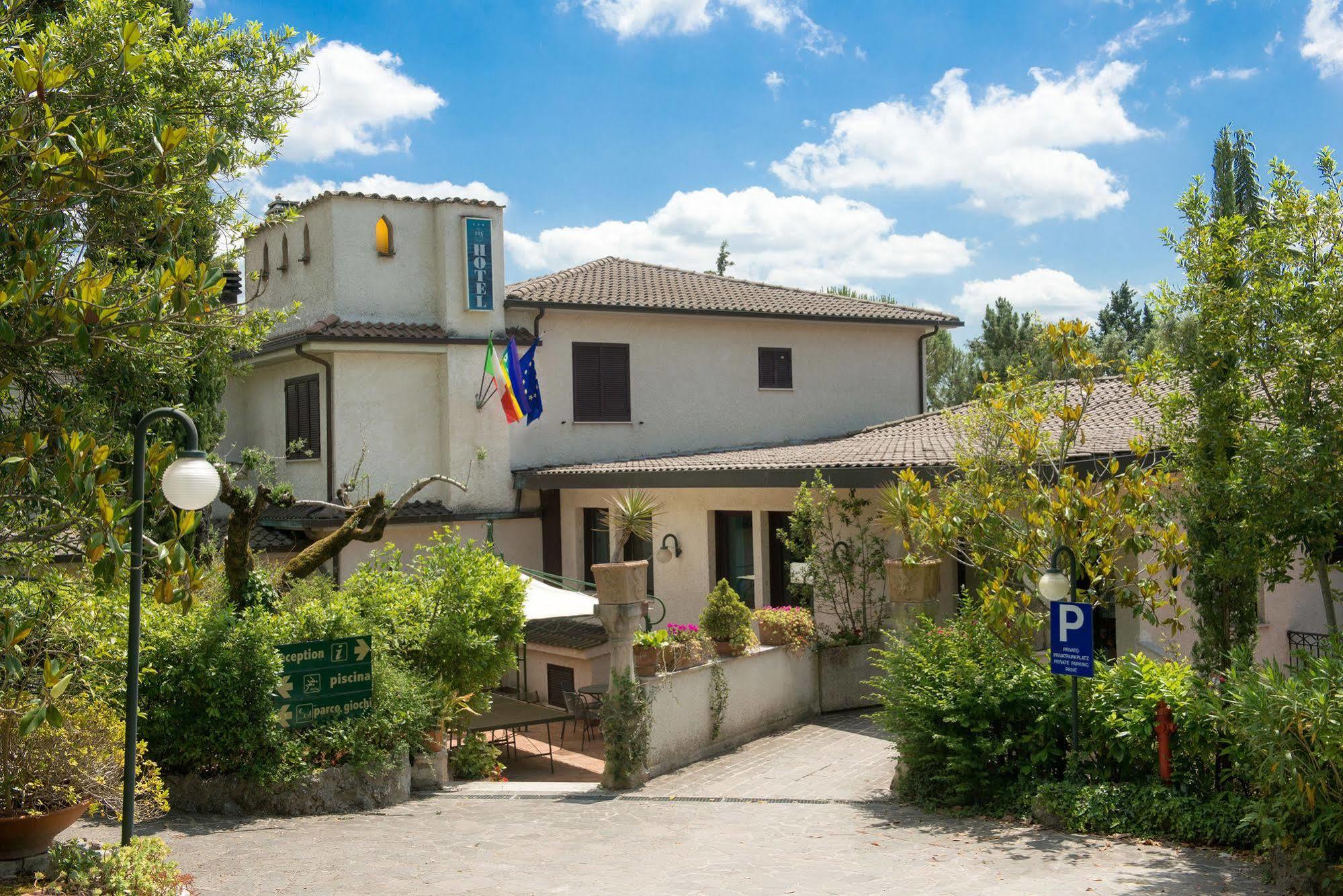 Hotel Le Rocce Magione Extérieur photo